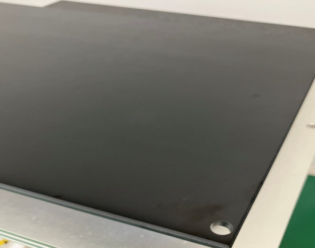 電子機器用絶縁プレート