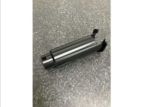 モーターフランジ